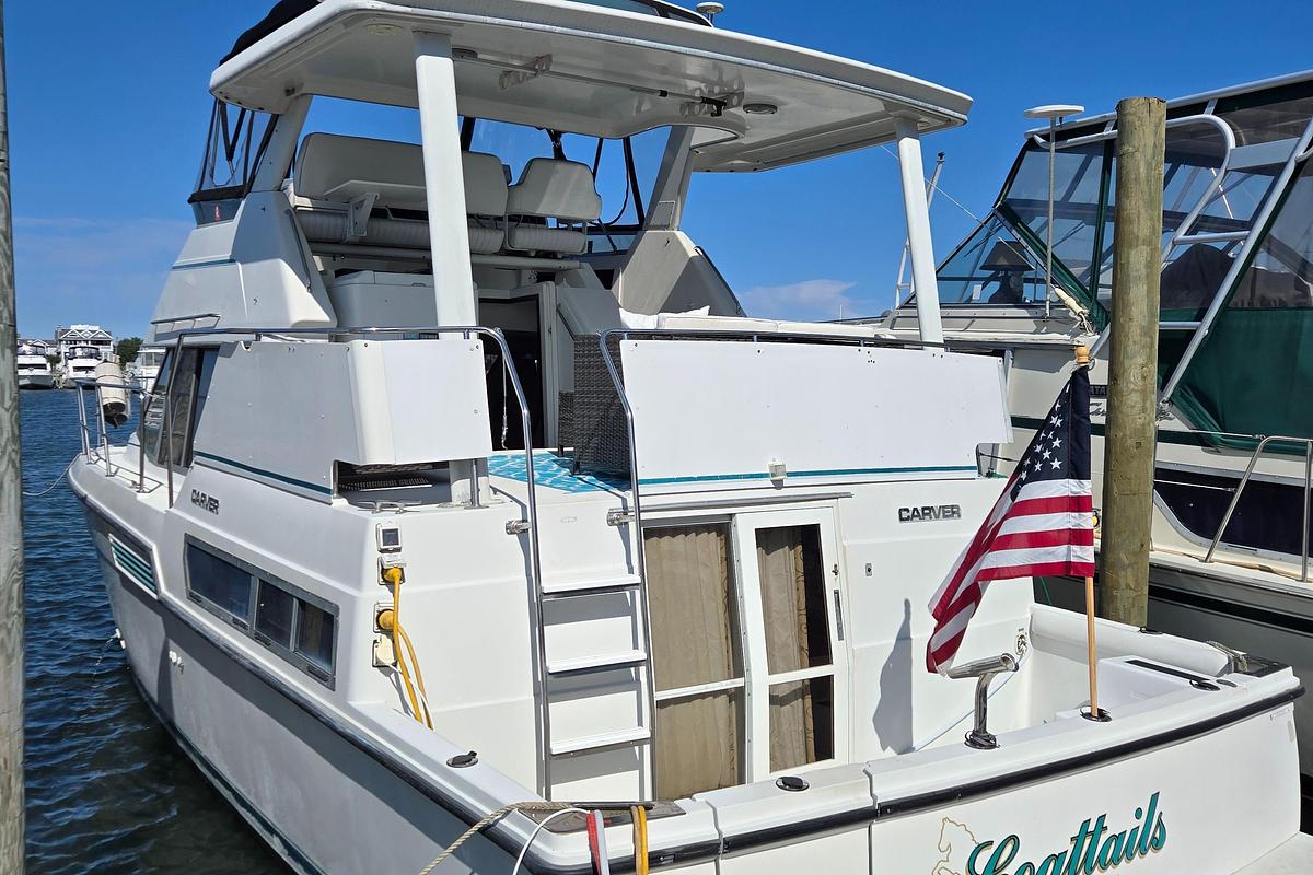 Used 1994 Carver 390CPMY | 39ft
