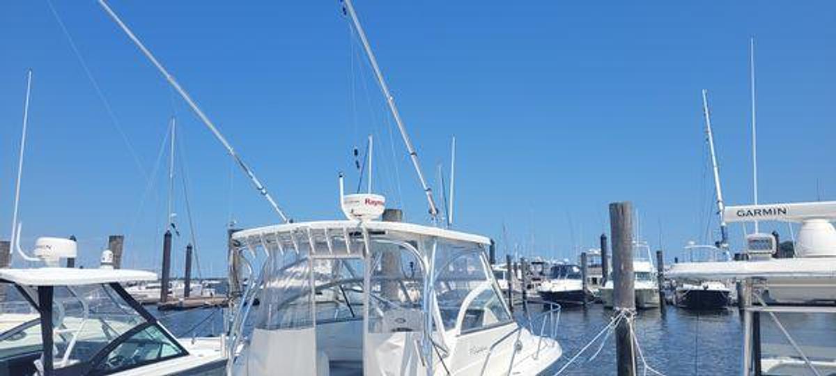 Used 2015 Century 30 Center Console | 2015