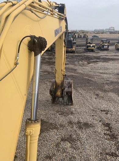 Used 2011 Komatsu PC160LC-8