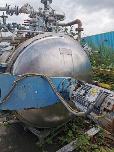 Used La Garde retorts