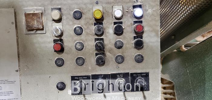 Used 1996 Holtec EF 600/M80 used pack Saw