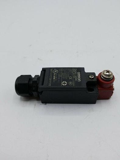 Used OMRON D4NH-3BBC