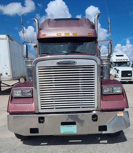 Used 2007 FREIGHTLINER Classic 120