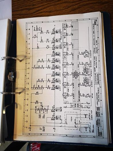 Used 1993 UNIOR TWIN FILLS BOHRER DRILLING-TAPING