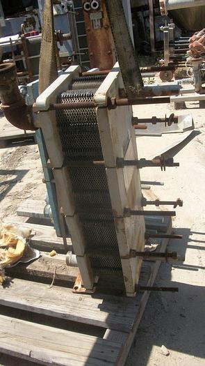 Used Heat Exchanger, Plate, 30 SF, ITT Standard, S/st, 37 Plates #S741797