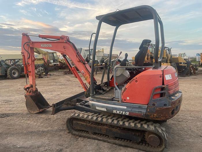 Used 2005 KUBOTA KX71-3 EXCAVATOR