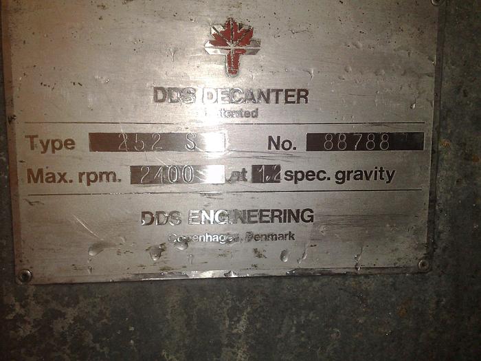 Used DDS decanter unit, type 252 S