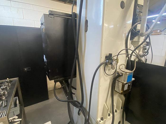 Used 1998 Hurco Hawk 30 SSM 3 Axis CNC Milling Machine