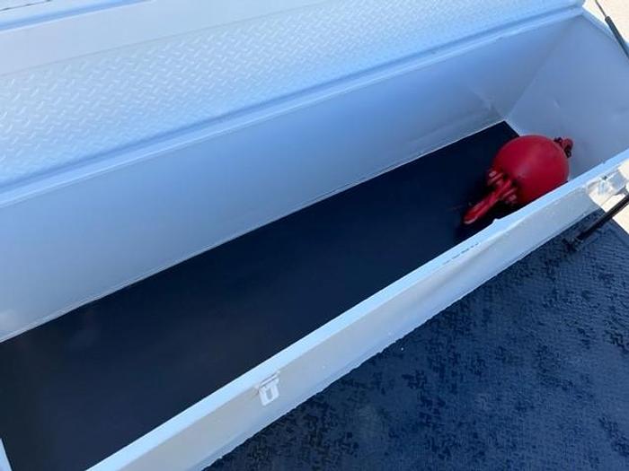 Used Altec AC38-103 38 Ton Crane Boom on 2008 International 7500 6x4 Flatbed Truck – C70823