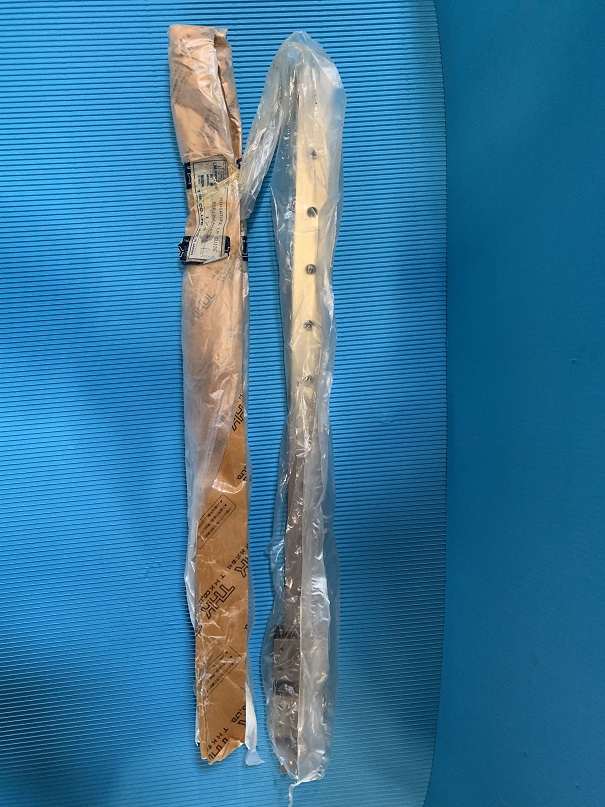Used IKO Nippon Thompson Miniature Linear Motion Guide RSR12WUU+47OL