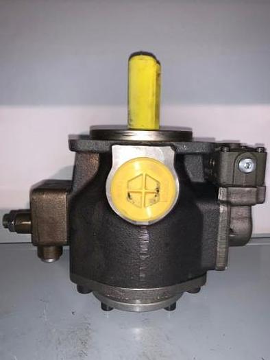 Bosch Rexroth PV7-1A/16-20RE01MCO-16 Hydraulic Pum