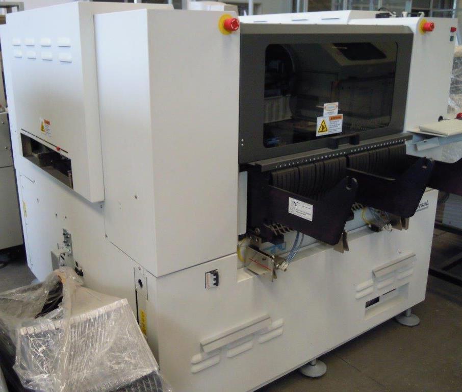 Used Universal Advantis AC72 chip placer
