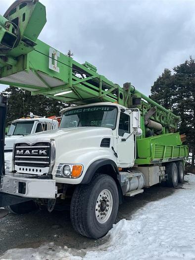 Used 2005 REICHdrill 690W Water Well Drilling Rig