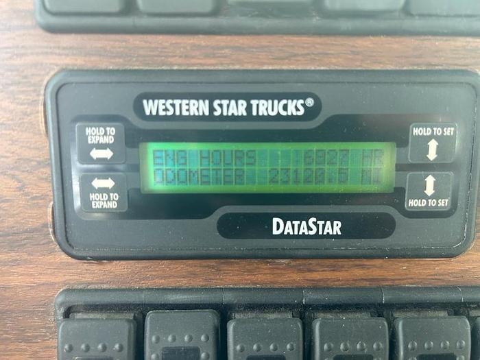 Used 2004 TH60 Range I Water Well Drilling Rig