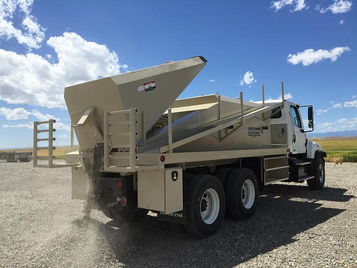 Used Flattanks/Gravel Support Truck