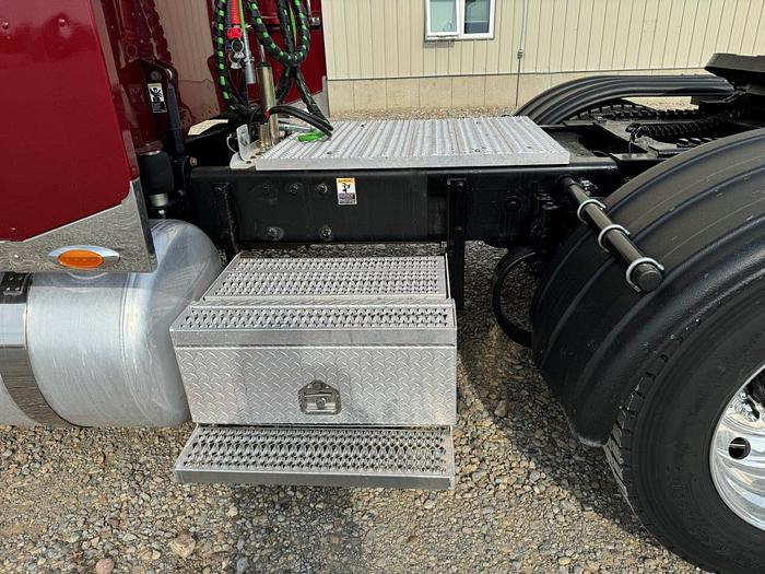 Used 2003 Peterbilt 379