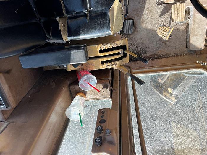 Used 1989 Caterpillar 140G Motor Grader