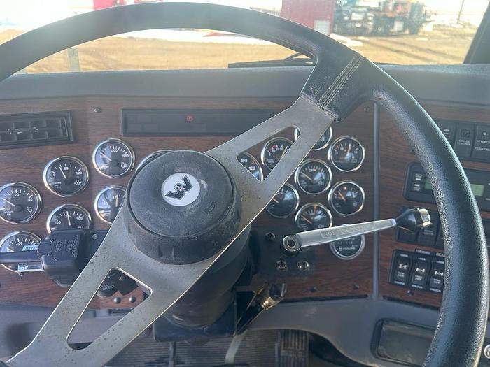 Used 2004 TH60 Range I Water Well Drilling Rig