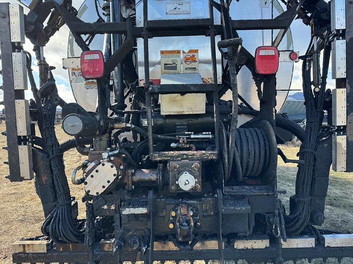 Used 2005 Mack CL 733