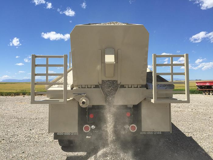 Used Flattanks/Gravel Support Truck