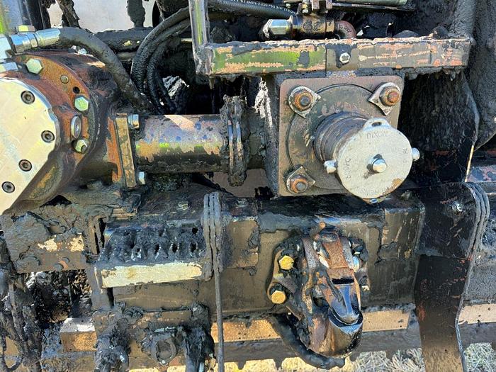 Used 2005 Mack CL 733