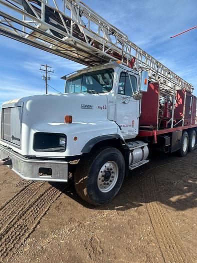 Used 1999 TH60 Range II Water Well Drilling Rig
