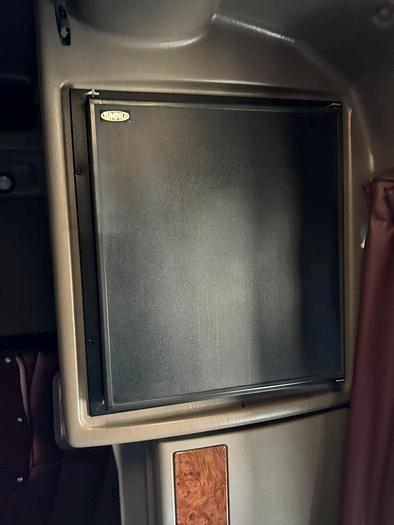 Used 2002 Peterbilt  379