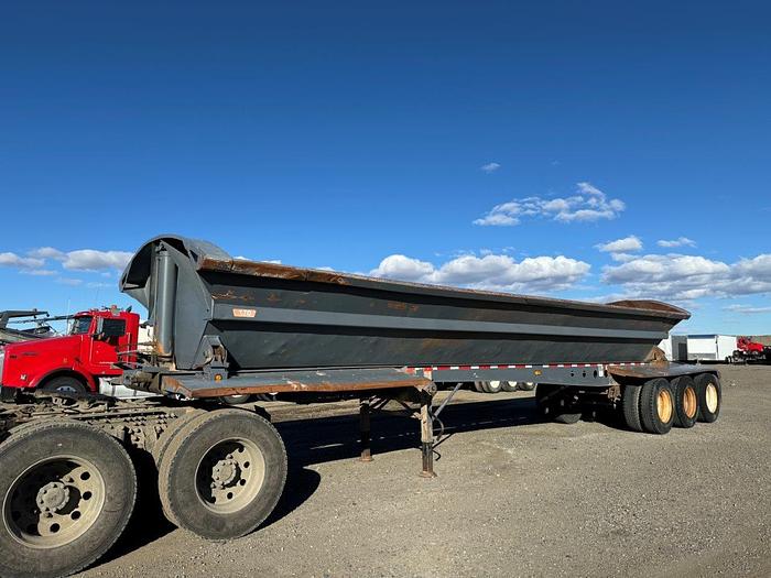 Used 2000 Smithco Side Dump Trailer