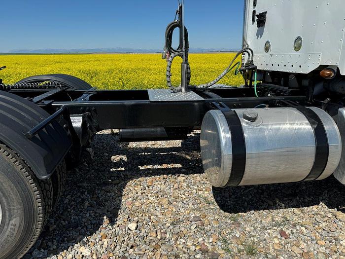 Used 2018 Freightliner 122SD