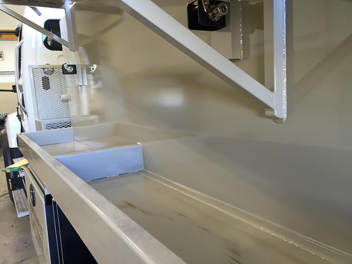 Used Flattanks/Gravel Support Truck