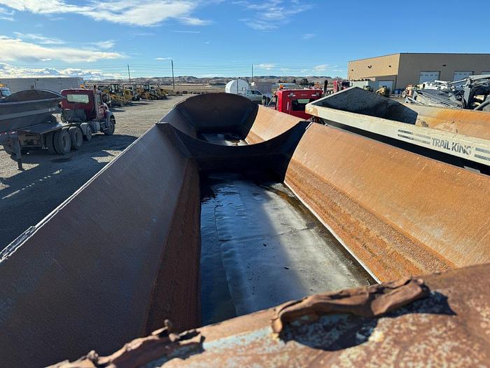 Used 2000 Smithco Side Dump Trailer