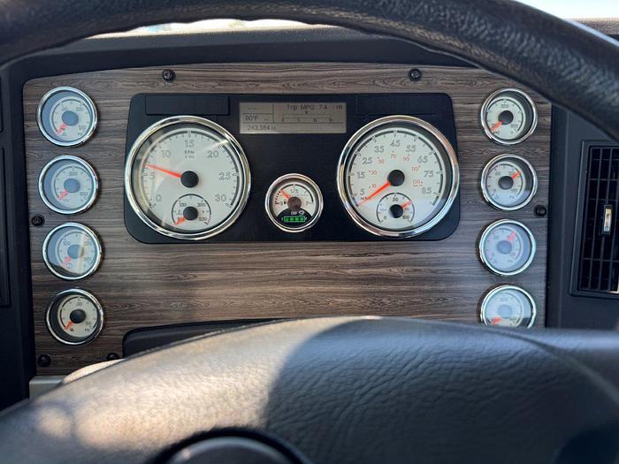 Used 2018 Freightliner 122SD