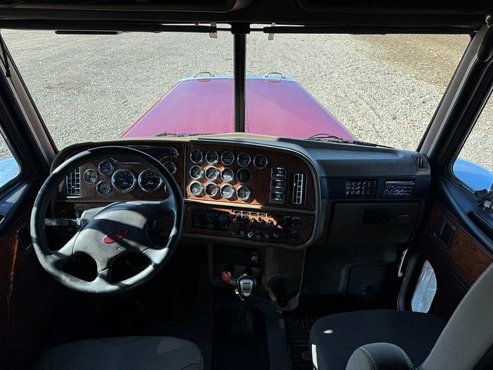 Used 2002 Peterbilt  379