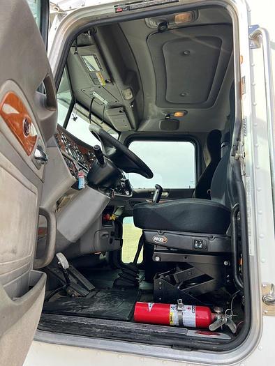 Used 2008 Peterbilt 367