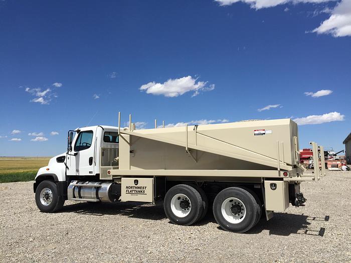 Used Flattanks/Gravel Support Truck