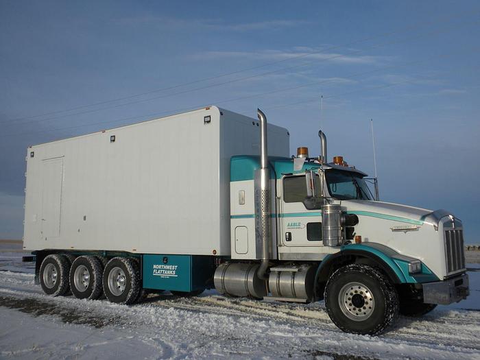 Used Flattank/VanBody Support Trucks