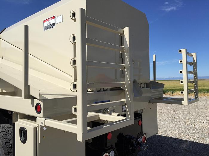 Used Flattanks/Gravel Support Truck