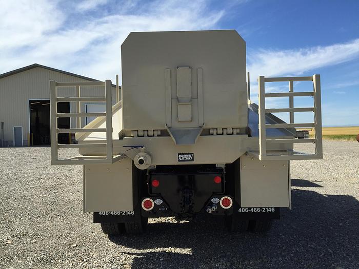 Used Flattanks/Gravel Support Truck