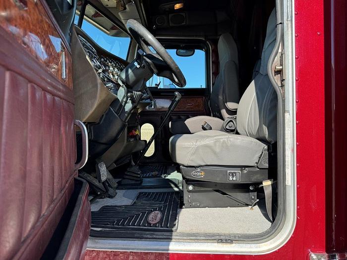 Used 2002 Peterbilt  379