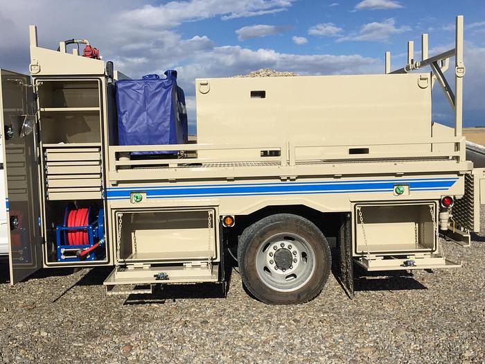 Used Flattank/Pickup Support Truck