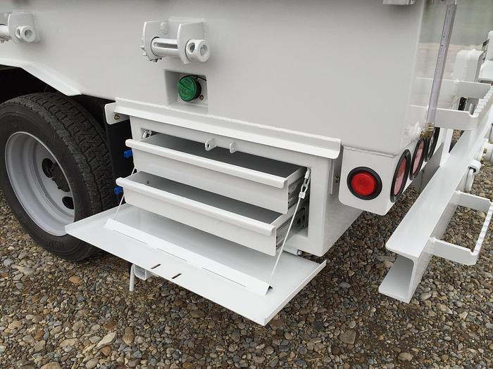 Used Flattank/Pickup Support Truck