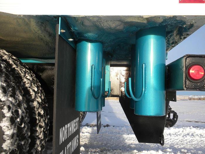 Used Flattank/VanBody Support Trucks