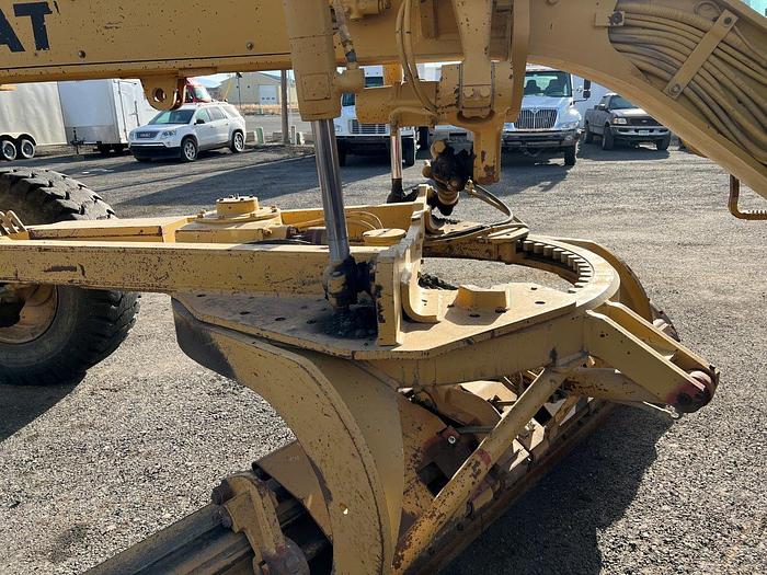 Used 1989 Caterpillar 140G Motor Grader