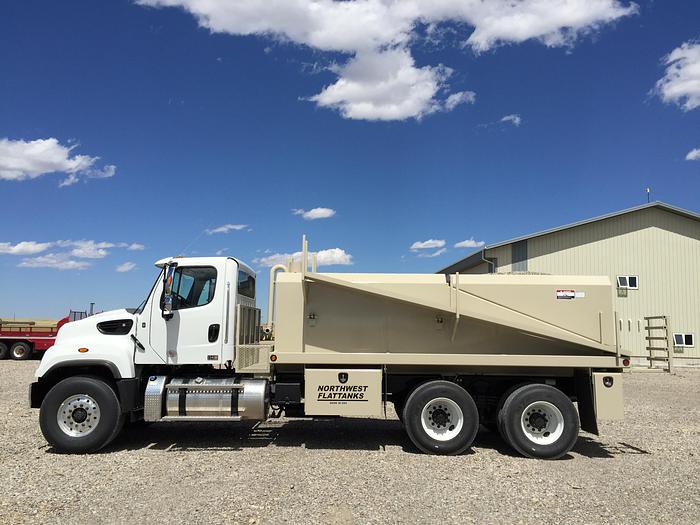 Used Flattanks/Gravel Support Truck