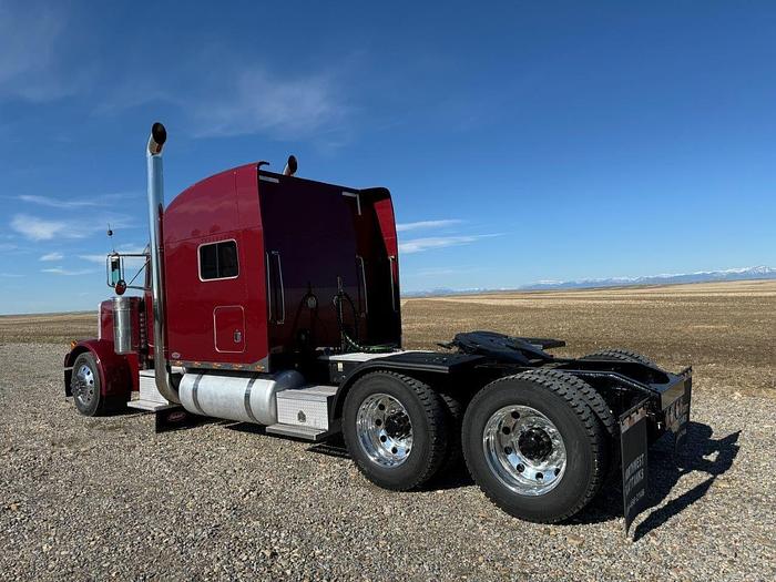 Used 2002 Peterbilt  379