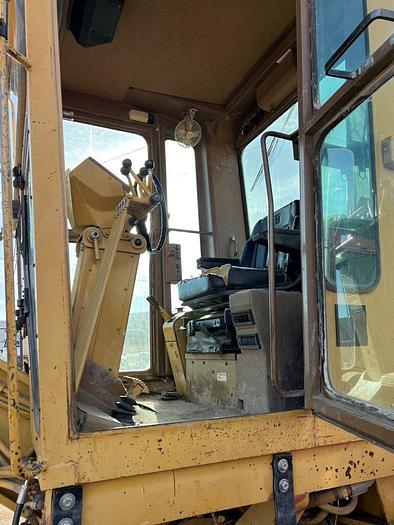 Used 1989 Caterpillar 140G Motor Grader