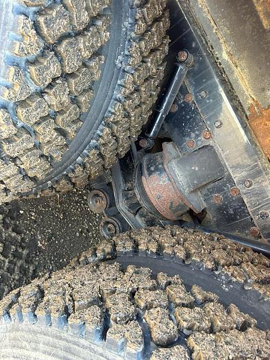 Used 2004 TH60 Range I Water Well Drilling Rig