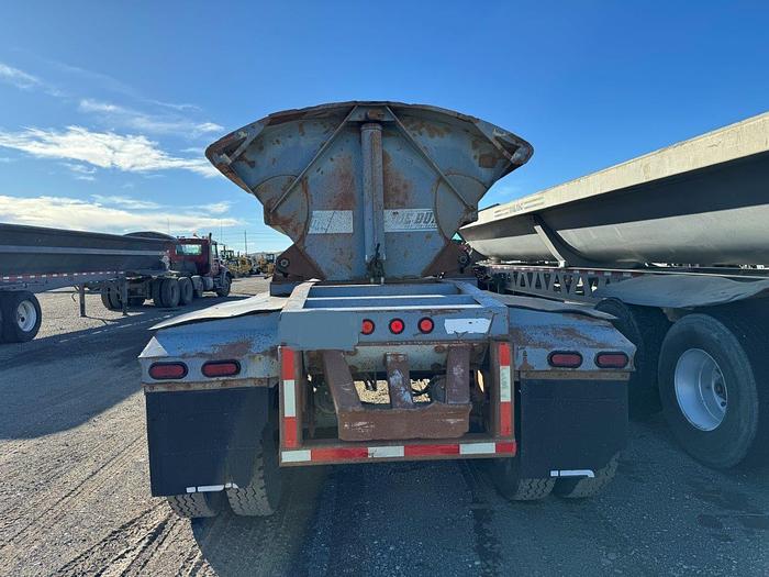 Used 2000 Smithco Side Dump Trailer