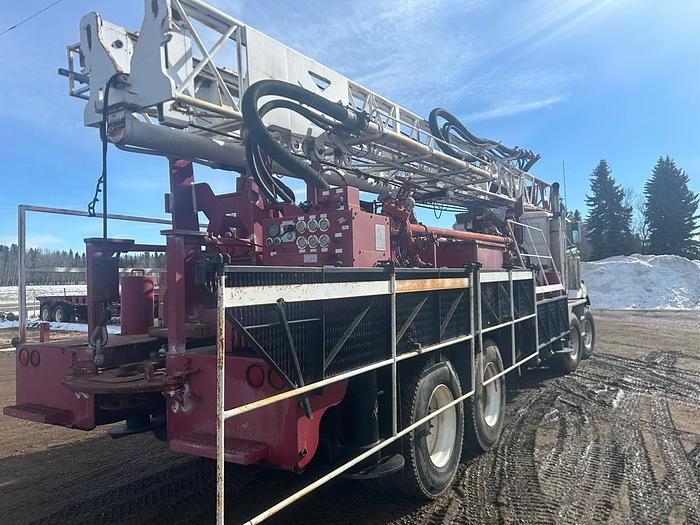 Used 2004 TH60 Range I Water Well Drilling Rig