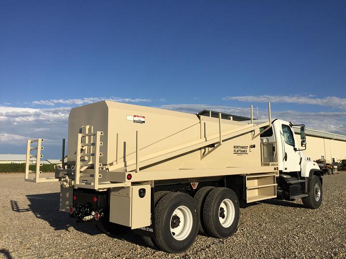 Used Flattanks/Gravel Support Truck